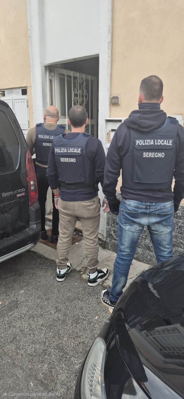 Scoperto un appartamento trasformato in dormitorio abusivo