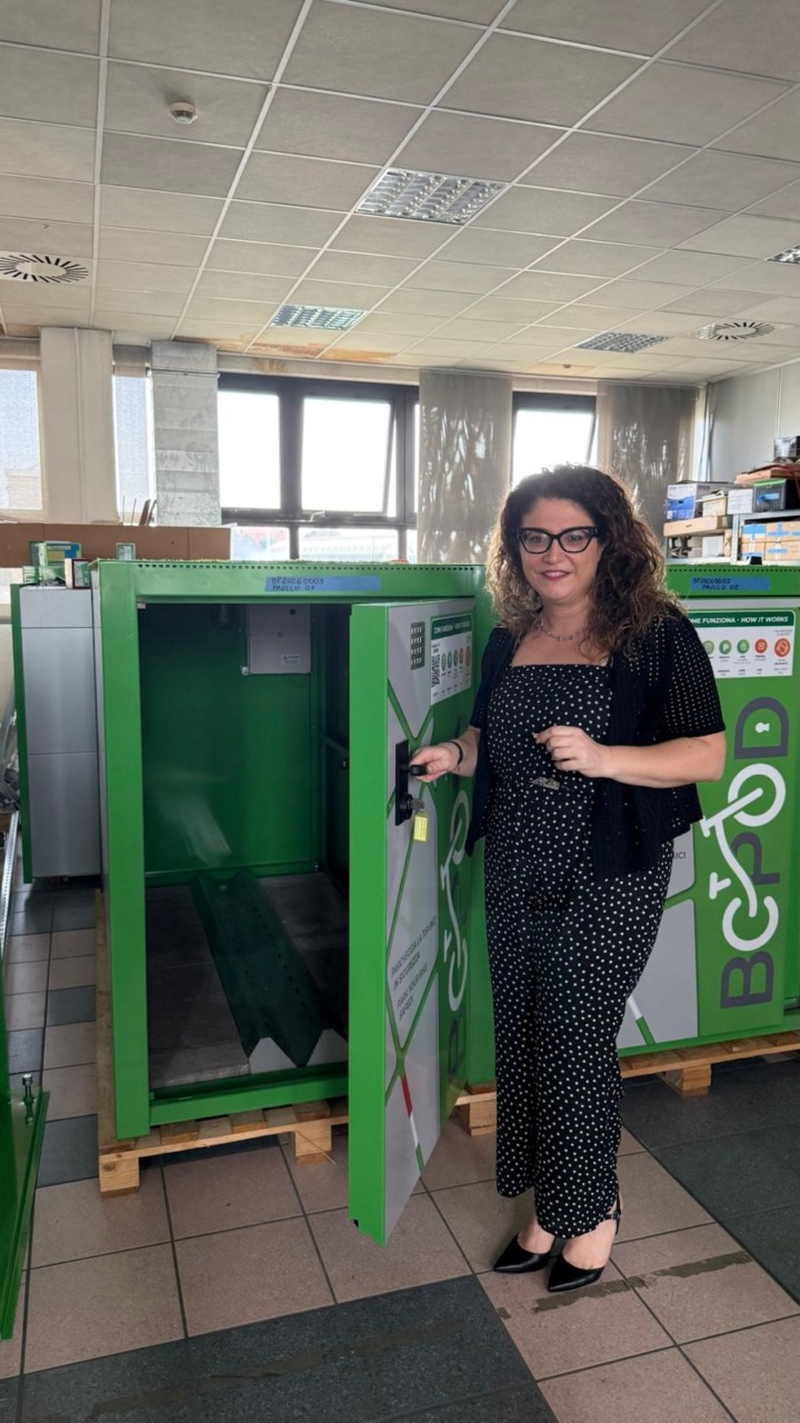 Arrivano i box per la sosta protetta di bici, e-bike e monopattini