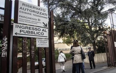 Attentato a Ranucci, Lavitola in Procura due ore respinge le accuse: “Sono sconcertato, non sono stato io”