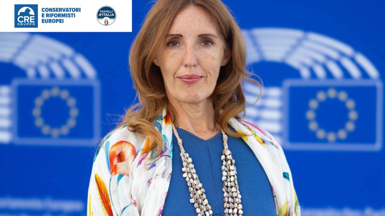 Automotive, Donazzan (FdI-Ecr): “L’Europa cambi rotta, serve neutralità tecnologica per salvare il settore”