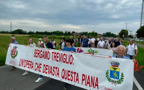 Autostrada Bergamo-Treviglio, i consiglieri del Pd chiedono un confronto in aula a Dalmine