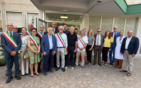 Bertolaso inaugura le nuove Case di comunità: «Ora sono pienamente operative»