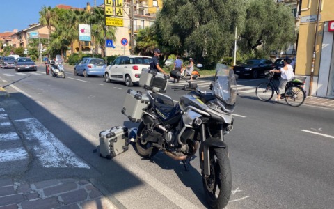 Bimbo di 6 anni investito da una moto