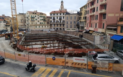Cantiere di Piazza Eroi: la palla passa al Consorzio Impero