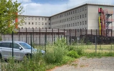 Carcere Dozza, aggrediti agente e ispettori della polizia penitenziaria
