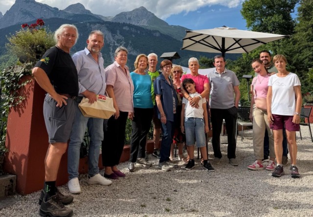 Cassanesi in vacanza sulle orme del Giro d’Italia: l’incontro con i sindaci di Molveno e Andalo