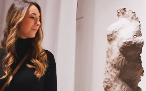 Castione della Presolana accoglie “Corpi in scena”, la mostra di Beatrice Paganessi