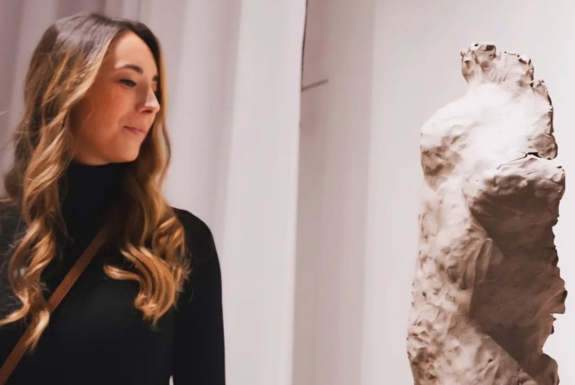 Castione della Presolana accoglie “Corpi in scena”, la mostra di Beatrice Paganessi