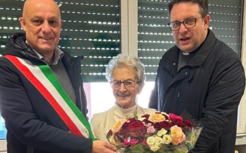 Civate piange la centenaria Primina Valsecchi, storica collaboratrice scolastica