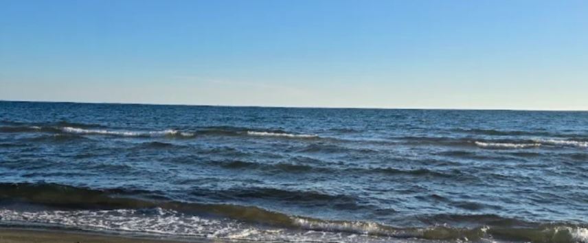 Clamoroso a Sabaudia, sospesa la Bandiera Blu: “Non è garantita l’assistenza ai bagnanti”