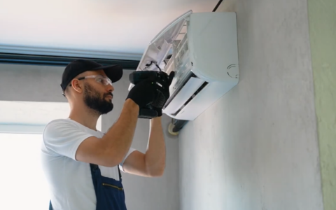 Condizionatori nel nido comunale per combattere il grande caldo