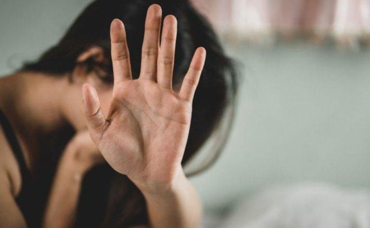 Conosce una 16enne su Instagram, poi la presunta violenza: il gip respinge la richiesta di carcere