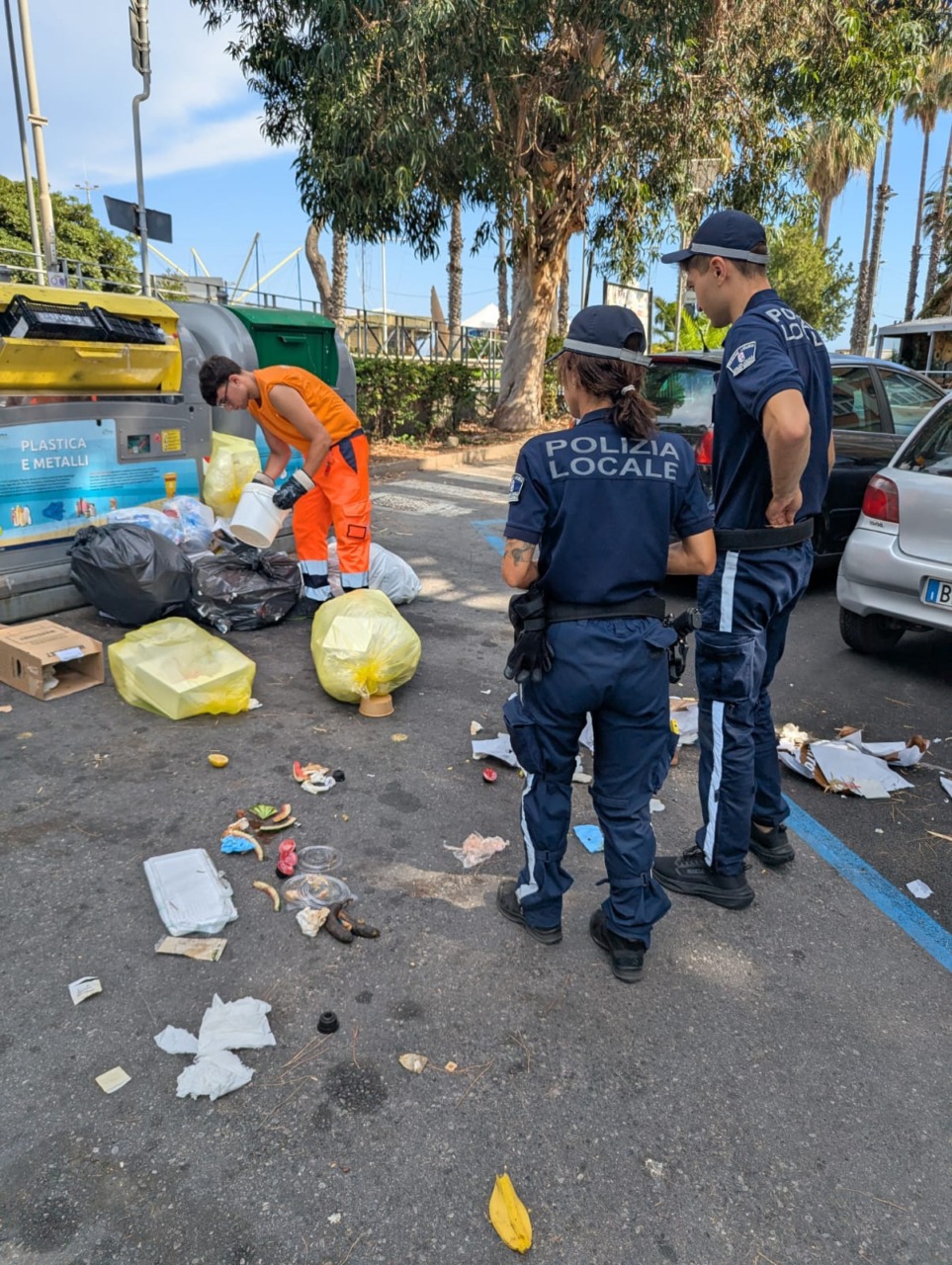 Controlli a tappeto sui rifiuti: stretta sul degrado tra centro e periferie