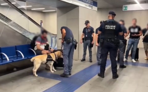 Controlli alle stazioni metro, bus e a Linate: la maxi operazione delle forze di Polizia