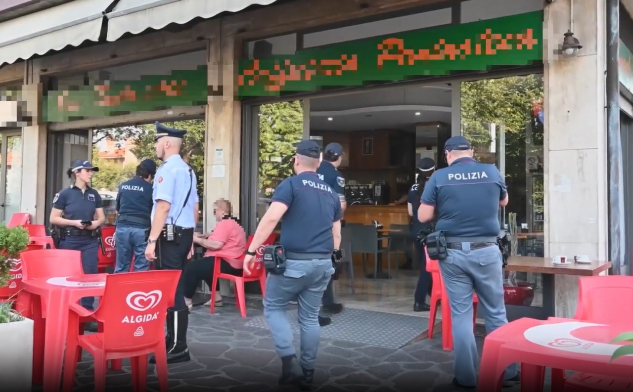 Controlli della polizia in attività commerciali di Seriate. Verifiche in corso dell’Ats in una macelleria