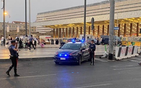 Da Termini ai luoghi della movida, maxi operazione dei carabinieri