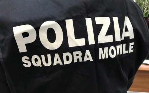 Dai “rifugi” della cocaina alle vedette di piazza, fino ai punti di spaccio mobili, 7 arresti