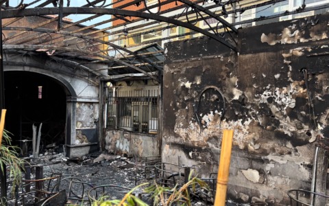 Danni per oltre mezzo milione e tre sfollati dopo l’incendio che ha distrutto un ristorante a San Pellegrino