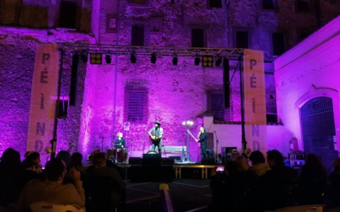 Diritti, cultura e grande musica mediterranea:  torna l’appuntamento con il Pé Ì Ndó