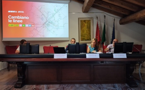 Ecco come cambiano le altre linee dei bus dopo il 3 agosto, quando entrerà in servizio la e-Brt