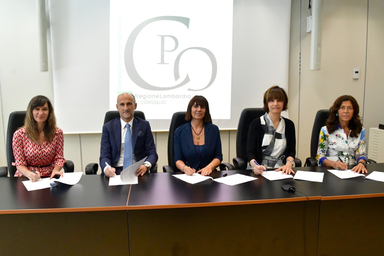 Equità inclusione e pari opportunità: firmato al Pirellone il protocollo Fnm e Ferrovienor