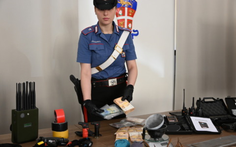 Esperto di esplosivi e di colpi nelle banche: fermato dai Carabinieri con una bomba pronta da usare