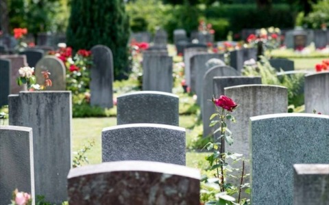 Esumazioni al cimitero urbano di Tortona: da settembre gli interventi nel Campo Comune 3
