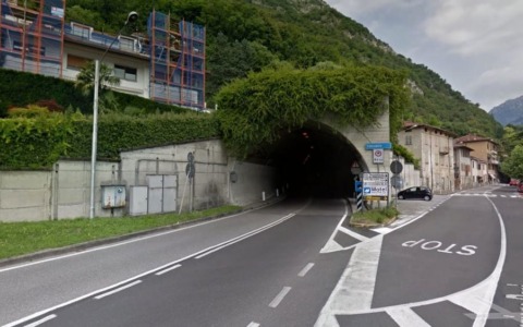 Galleria Parè chiusa di notte: stop al traffico sulla Lariana per una settimana