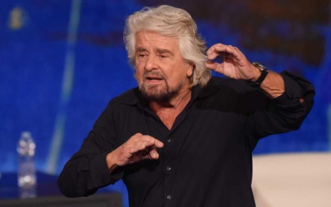 Grillo tuona contro il M5S: “Doveva cambiare la politica, la politica ha cambiato loro”