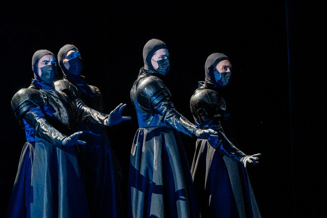 Il Donizetti Opera 2026 cerca figuranti per due nuove produzioni: ecco come candidarsi