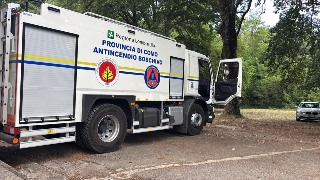 Incendi nel Gargano: impegnati anche 80 volontari Prociv dalla Provincia di Como