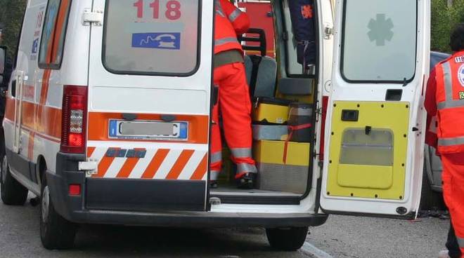 Incidente tra auto e furgone sulla statale 393 a Villastellone: morta una persona