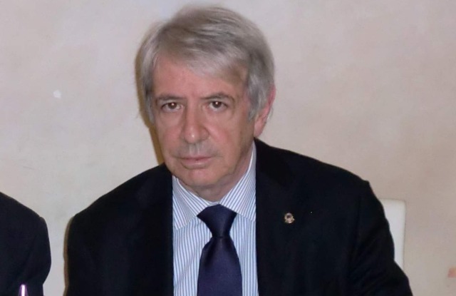 Inventò la telecronaca a due voci: addio a Luigi Colombo