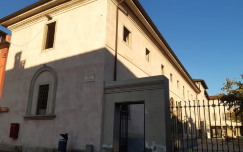 La città avrà la sua porta. Un monumento alla rotatoria di via Vittorio Veneto