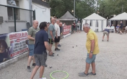 La petanque, specialità francese delle bocce, è approdata ad Ovada