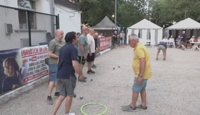 La petanque, specialità francese delle bocce, è approdata ad Ovada