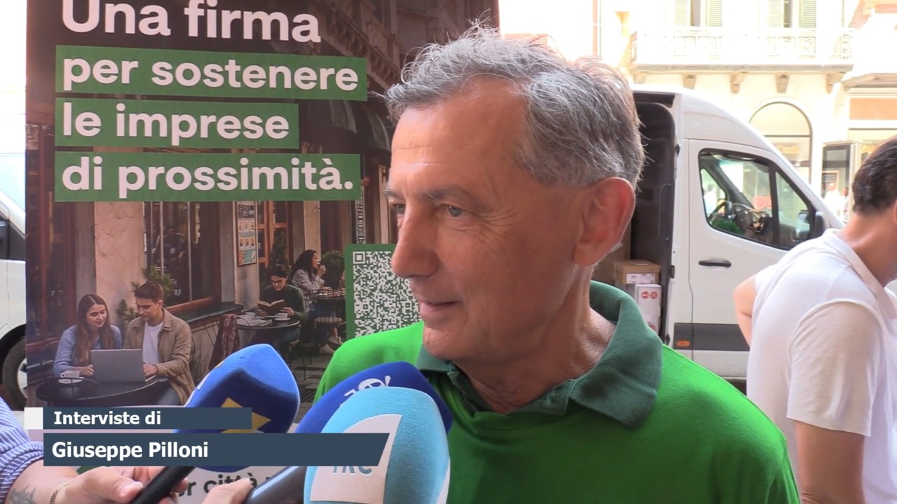 La raccolta di firme di Confesercenti per tutelare il commercio e i negozi di prossimità
