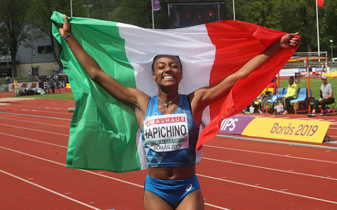 Larissa Iapichino batte il record della madre Fiona May: festa in famiglia e… a Firenze