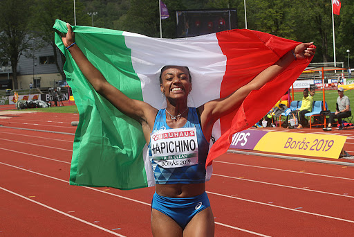 Larissa Iapichino batte il record della madre Fiona May: festa in famiglia e… a Firenze