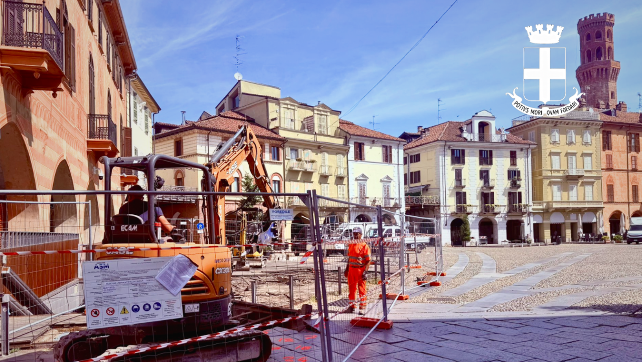 Lavori in Piazza Cavour: parte il percorso di riqualificazione del centro di Vercelli