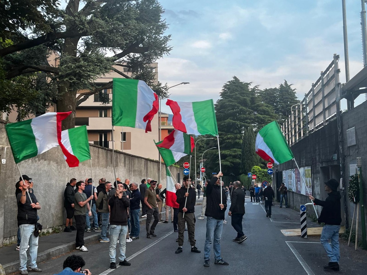 Lecco, multe dopo la protesta antifascista:  non si arresta lo scontro