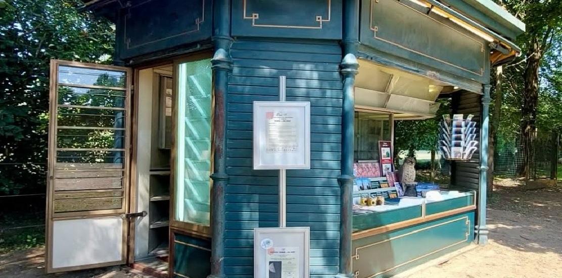 L’edicola di Piazza Roma rinasce: restaurata e trasferita all’Orto Botanico “G. Longhi” a Romano