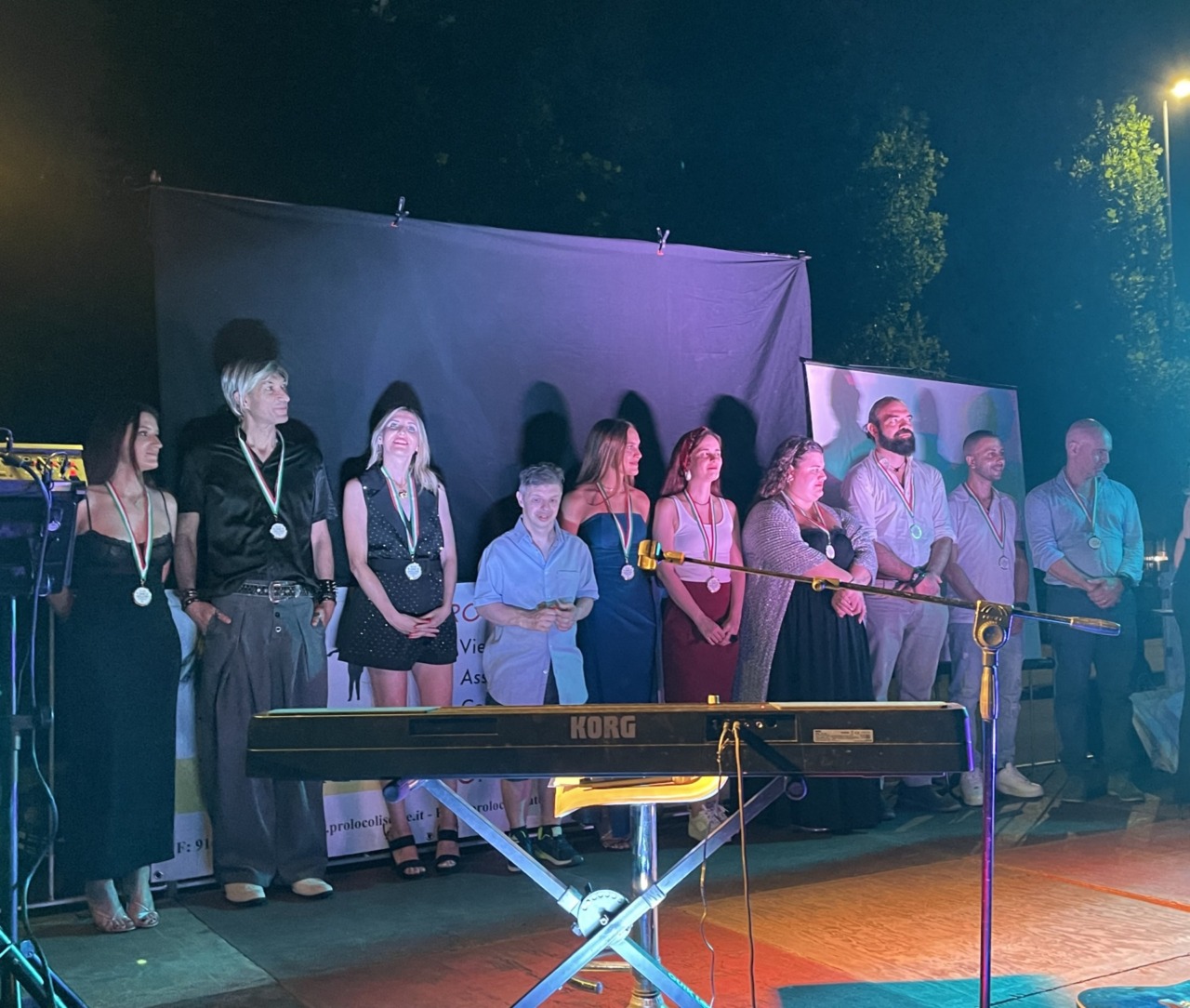 Liscate applaude i talenti: Beatrice Peluso vince «Una voce per Liscate»