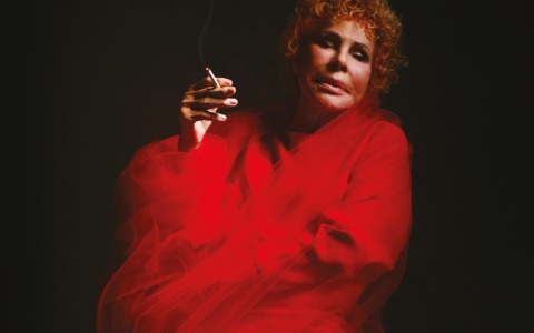 L’omaggio ad Ornella Vanoni in piazza Nostra Signora dell’Orto a Chiavari
