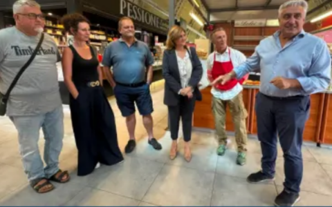 Mercato coperto di Novara: più comfort per operatori e clienti