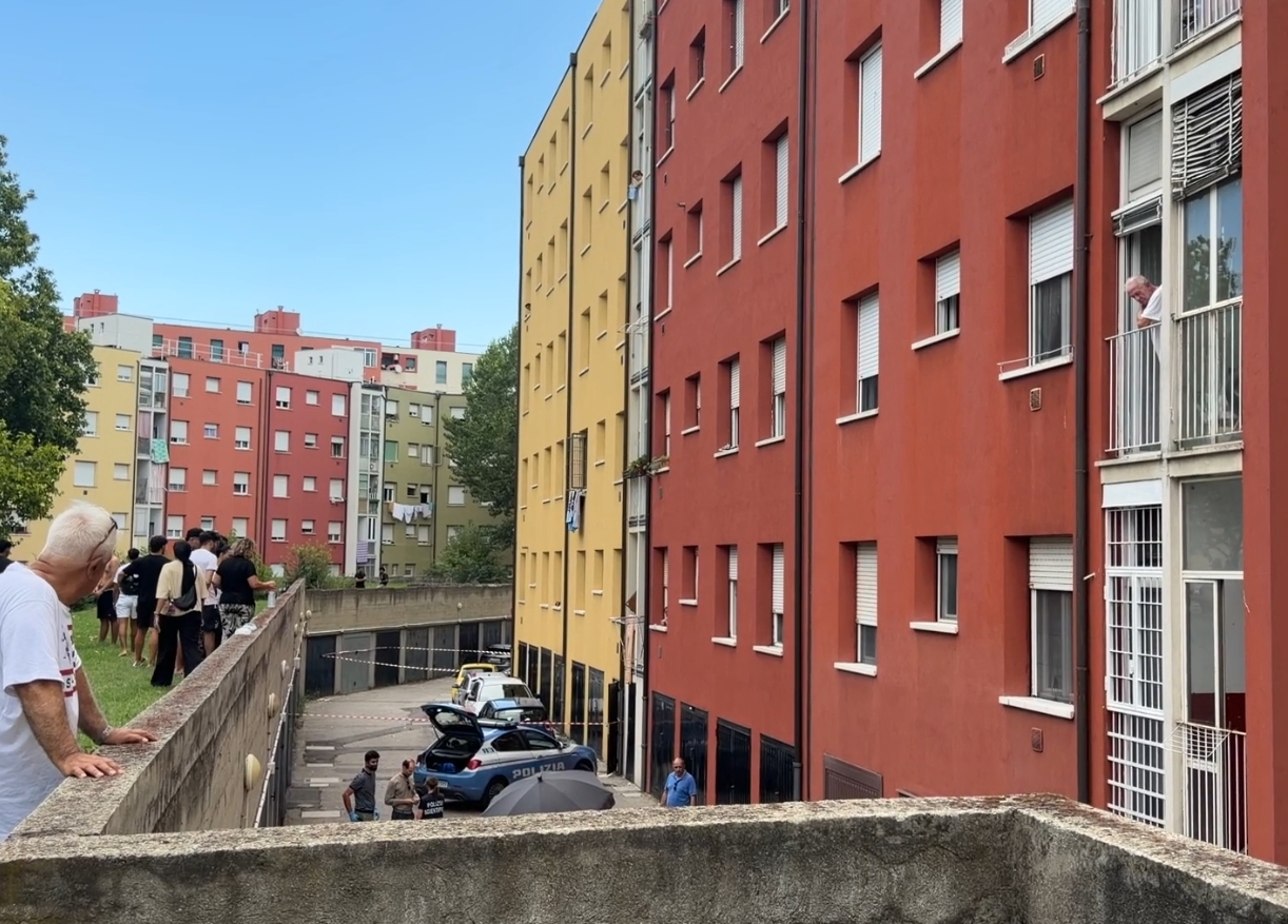 Morto al Pilastro: lunedì sera presidio in Piazza del Nettuno