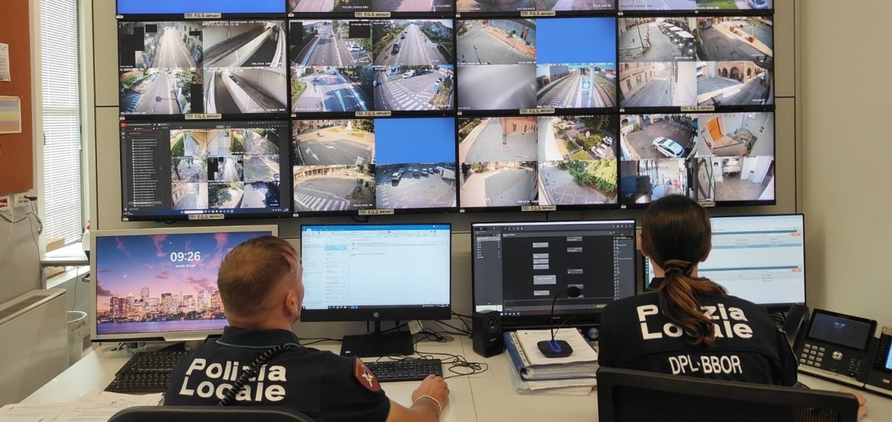 Oltre 8.800 chiamate in sei mesi: la Centrale della Polizia locale a Romano non si ferma mai