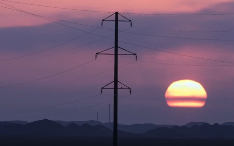 Ondate di calore e blackout di corrente: perché accadono?