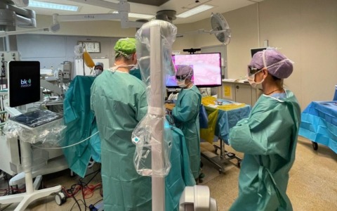 Ospedale Manzoni di Lecco, primo intervento completamente endovascolare dell’arco aortico