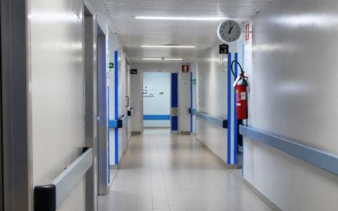“Palazzi nuovi ma senza medici”: la CGIL lancia l’allarme sulla sanità di Novara e Vco